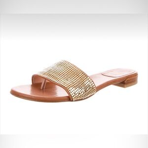 Stuart Weitzman Leather Chainmail Sandals
Tan leather Stuart Weitzman slip-on
